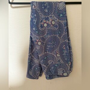 Tall & Curvy LuLaRoe Paisley Leggings